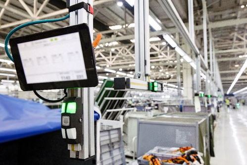 走進世界級工廠，探尋北京奔馳智能低碳密碼與軟件開發(fā)新篇章